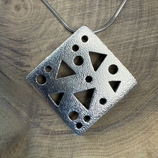 ECKEN Dimensional Square Pendant Large Hammered Finish