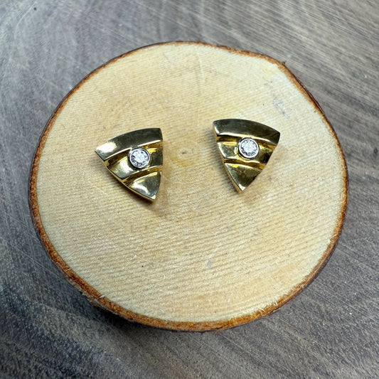 SEGEL 18 K Gold  Studs With Centre Diamond in a Platinum Bezel