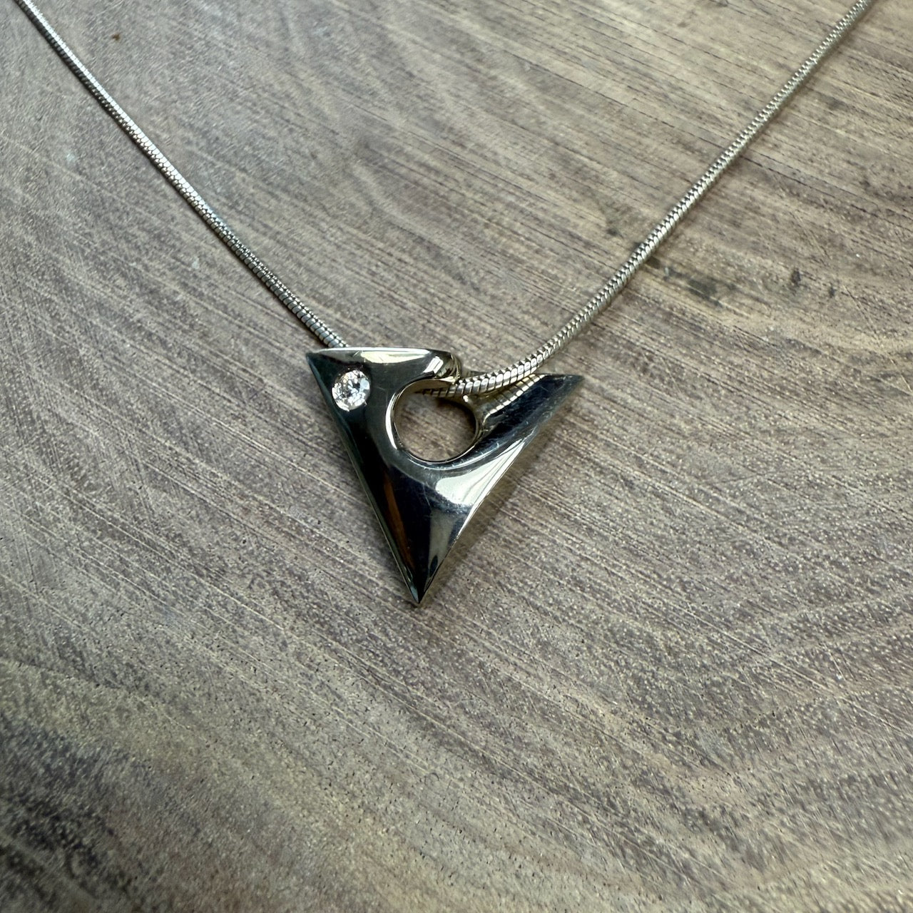 LOCH  18 K White Gold  Triangle Pendant with Diamond
