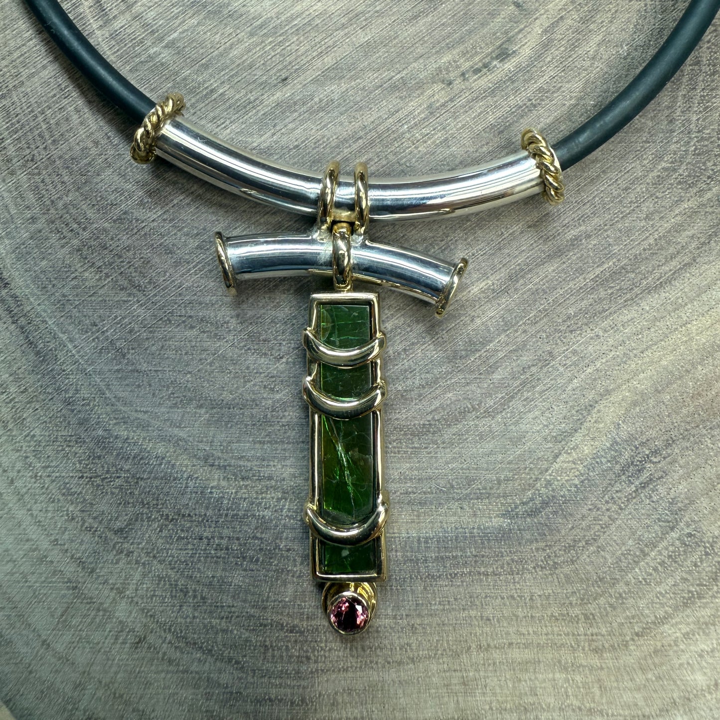 MYTHOS - Spiral of Power 18 K Gold and Sterling Silver Ammolite Pendant