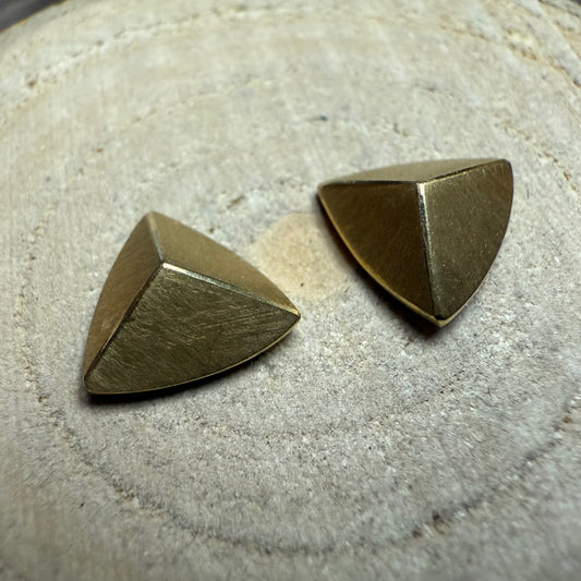 GEOMETRIE 18 K Gold Triangle Studs Matte Finish