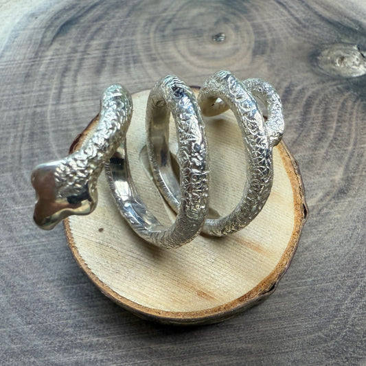 KOBRA (cobra) Double Loop Sterling Silver Ring